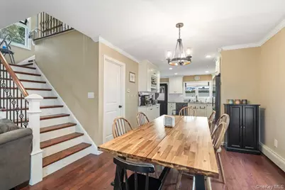 385 Grant Avenue, Copiague, NY 11726 - Photo 4