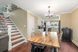 385 Grant Ave, Copiague, NY 11726 - Photo 4