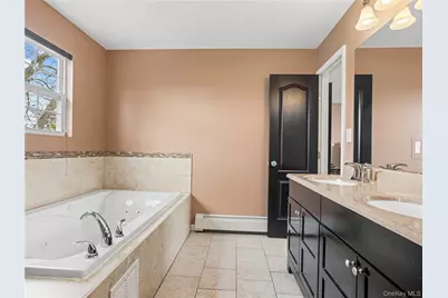 250 N 5th Street, Lindenhurst, NY 11757 - Photo 26