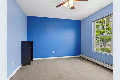 250 N 5th Street, Lindenhurst, NY 11757 - Photo 28