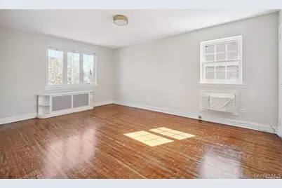 175-03 Jewel Avenue, Fresh Meadows, NY 11365 - Photo 6