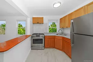 115-35 Bedell St, Jamaica, NY 11434 - Photo 10