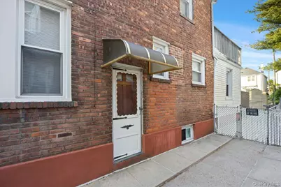 3181 Waterbury Avenue, Bronx, NY 10465 - Photo 4