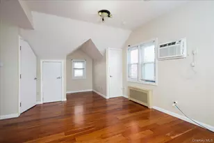 48 Hommell St, Valley Stream, NY 11580 - Photo 14
