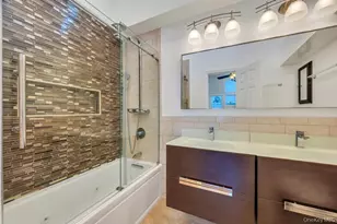 47 Laurie Blvd, Bethpage, NY 11714 - Photo 22