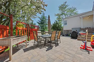 50 Little Whaleneck Rd, Merrick, NY 11566 - Photo 26