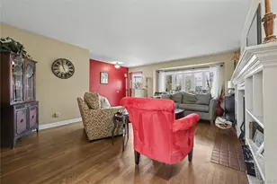50 Little Whaleneck Rd, Merrick, NY 11566 - Photo 4