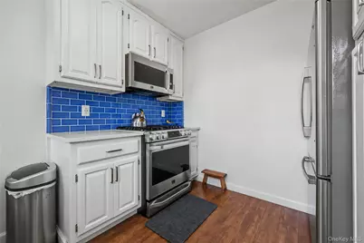 50 Little Whaleneck Road, Merrick, NY 11566 - Photo 8