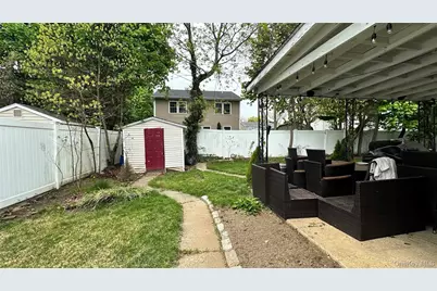 42 Kenwood Avenue, Massapequa, NY 11758 - Photo 20