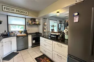42 Kenwood Ave, Massapequa, NY 11758 - Photo 8