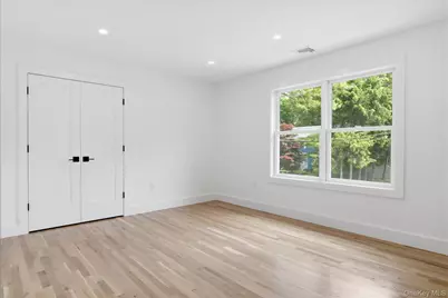 218 W Tyler Avenue, Miller Place, NY 11764 - Photo 18