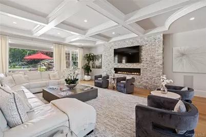 471 Woodbury, Cold Spring Harbor, NY 11724 - Photo 6