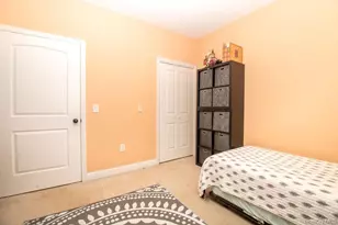 405 O'Keefe Ct, Oakdale, NY 11769 - Photo 12