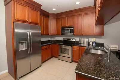 405 Okeefe Court, Oakdale, NY 11769 - Photo 6