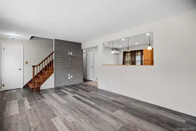325 Harrison Avenue, Miller Place, NY 11764 - Photo 8