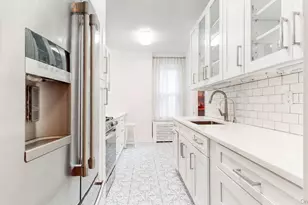73-20 Austin St, Forest Hills, NY 11375 - Photo 4
