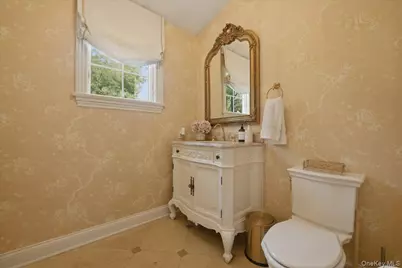 9 Godfrey Lane, Huntington, NY 11743 - Photo 20