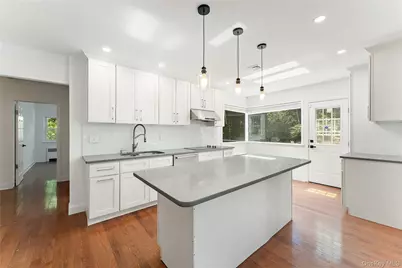 128 Moorland Drive, Scarsdale, NY 10583 - Photo 6