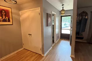 164 Somerset Dr, Suffern, NY 10901 - Photo 6
