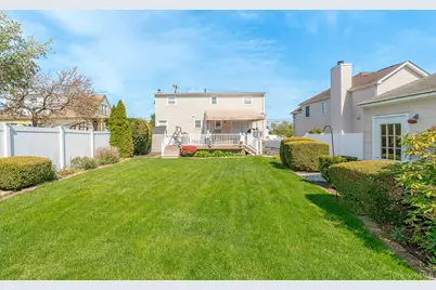 2572 S Saint Marks Avenue, Bellmore, NY 11710 - Photo 6