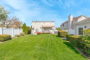 2572 S St Marks Ave, Bellmore, NY 11710 - Photo 6