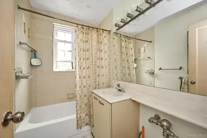 139-09 84 Drive #608, Briarwood, NY 11435 - Photo 12