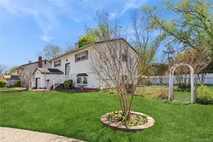 6 Clarke St, Brentwood, NY 11717 - Photo 26