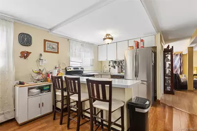 6 Clarke Street, Brentwood, NY 11717 - Photo 6