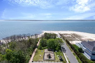77 Point St, South Jamesport, NY 11970 - Photo 38
