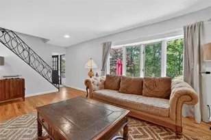 29 Newkirk Rd, Yonkers, NY 10710 - Photo 4