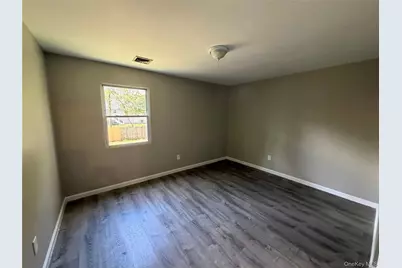 52 Judith Drive, Coram, NY 11727 - Photo 6
