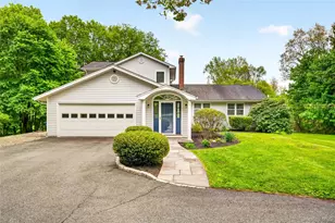 24 Overlook Dr, Pawling, NY 12564 - Photo 2