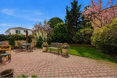 78-06 160th Avenue, Howard Beach, NY 11414 - Photo 28
