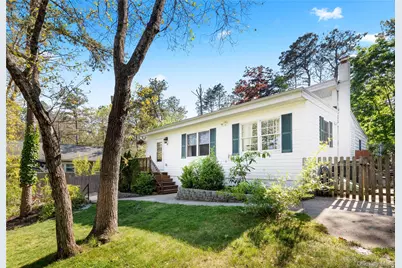 38 Forest Trail, Ridge, NY 11961 - Photo 2