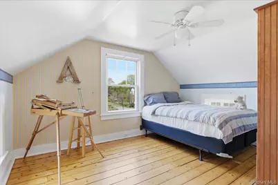 517 Montauk Highway, East Quogue, NY 11942 - Photo 16