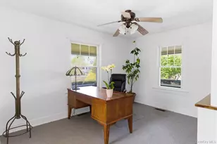517 Montauk Hwy, East Quogue, NY 11942 - Photo 12