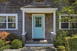 517 Montauk Hwy, East Quogue, NY 11942 - Photo 2