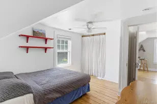 517 Montauk Hwy, East Quogue, NY 11942 - Photo 18