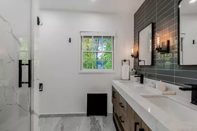 209 Storer Avenue, New Rochelle, NY 10801 - Photo 16