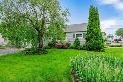 18 Kelly Place, Deer Park, NY 11729 - Photo 18