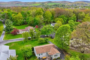 39 Woodside Dr, Warwick, NY 10990 - Photo 2