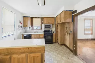 36-17 201st St, Bayside, NY 11361 - Photo 4