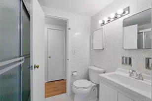 67 Old Country Rd, New Rochelle, NY 10804 - Photo 22
