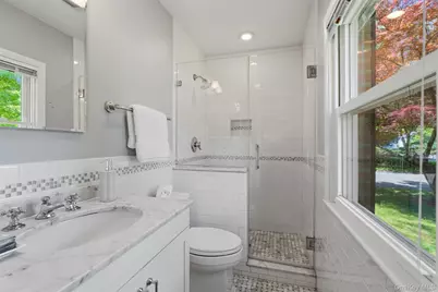 67 Old Country Road, New Rochelle, NY 10804 - Photo 16