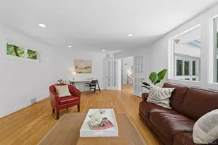 67 Old Country Rd, New Rochelle, NY 10804 - Photo 12