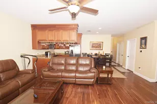 209 O'Keefe Ct, Oakdale, NY 11769 - Photo 4
