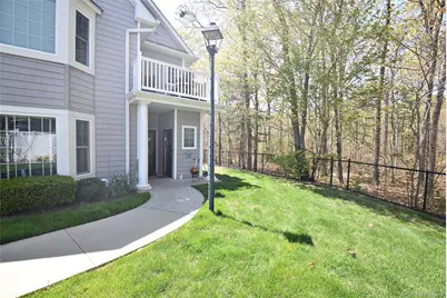 209 Okeefe Court, Oakdale, NY 11769 - Photo 16