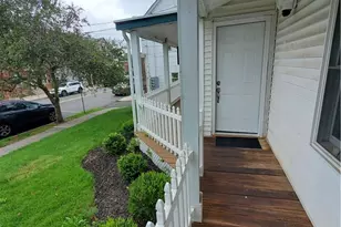 11 Franklin Ave, Pearl River, NY 10965 - Photo 2