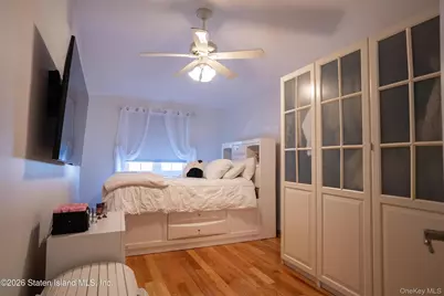 41 Country Dr N, New York, NY 10314 - Photo 16