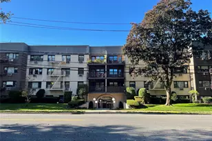 2261 Palmer Ave, New Rochelle, NY 10801 - Photo 1